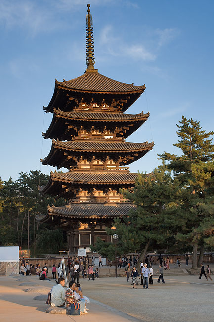 Nara - Kofuku-ji temple, five store pagoda